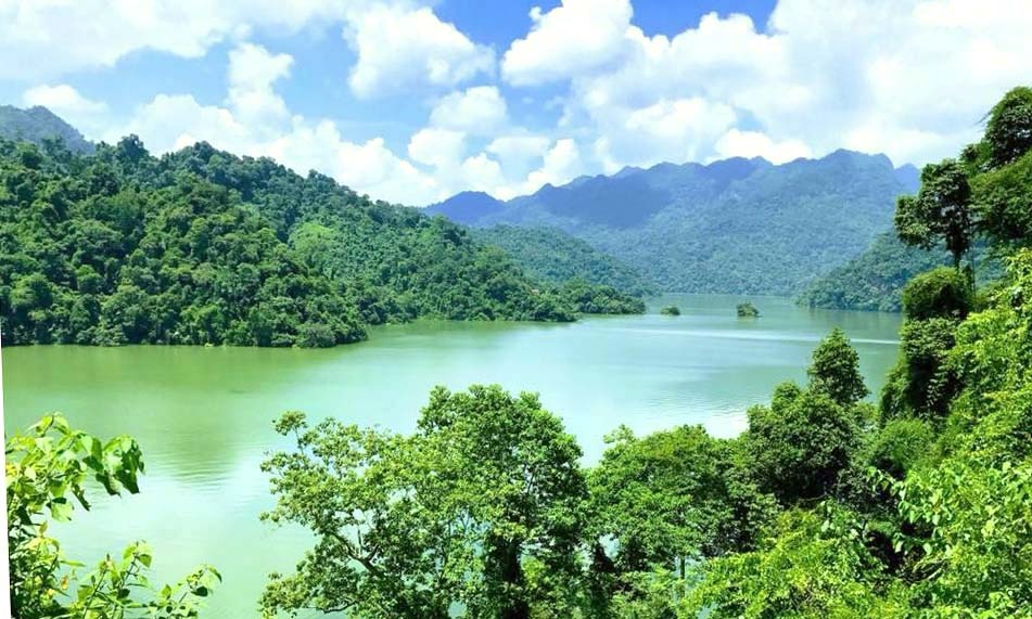 Về miền di sản Việt Bắc