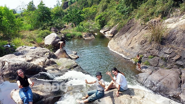 Hoài Nhơn - tình biển, xứ dừa, cao nguyên xanh