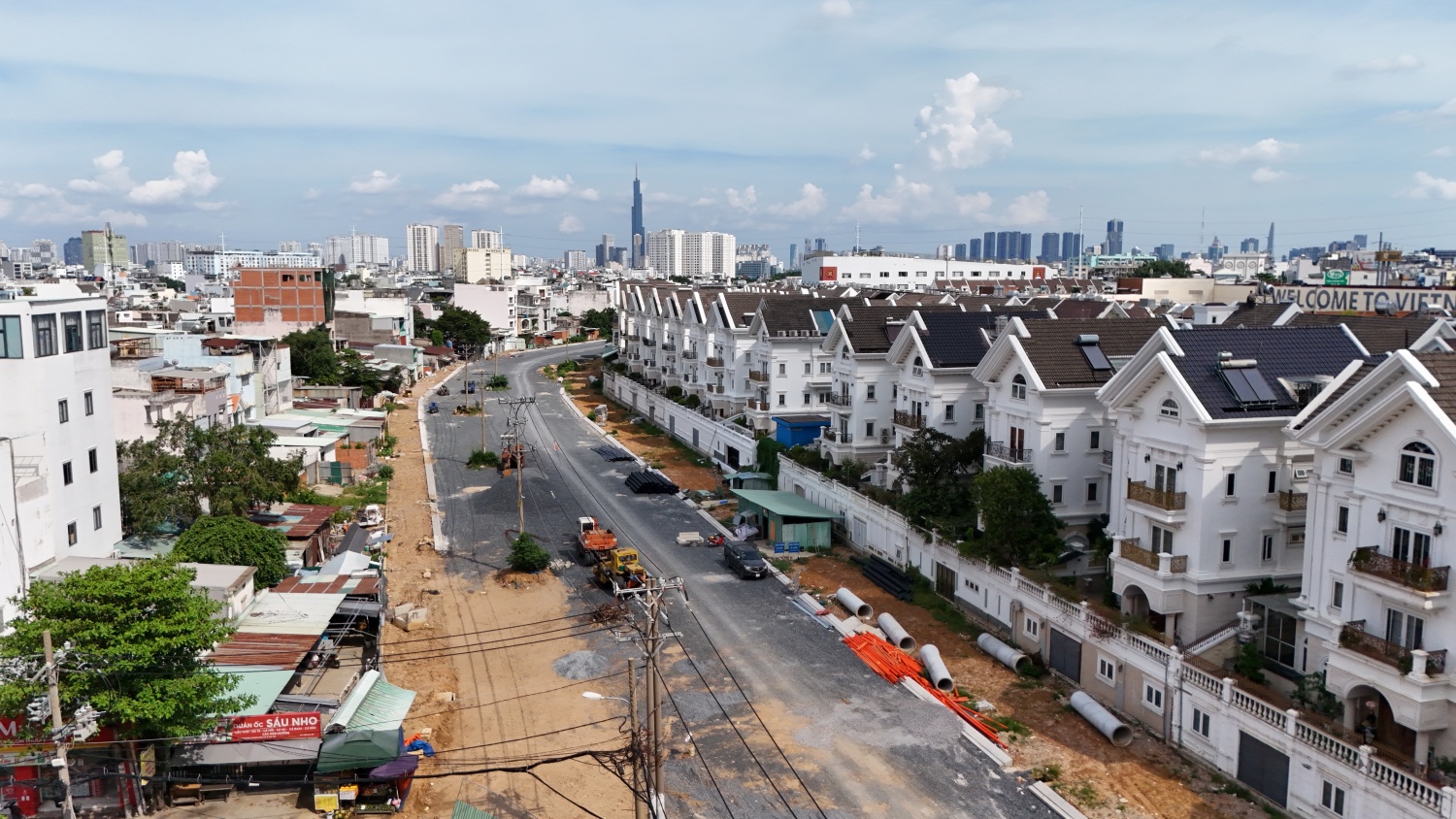 [Chùm ảnh] Nhiều tuyến đường rộng 30 - 40m tại TP HCM sắp hoàn thành