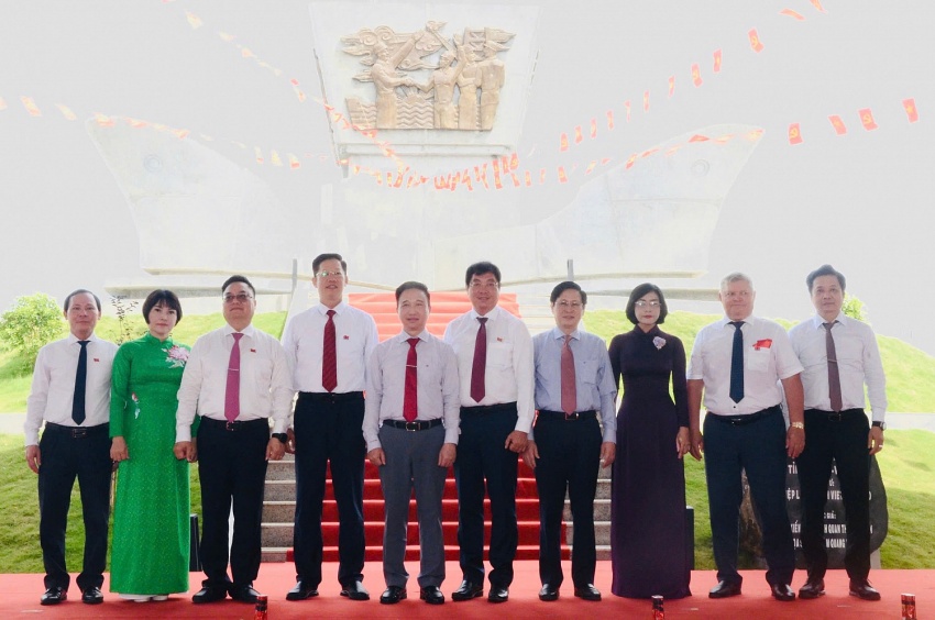 Tượng đài Dầu khí - Biểu tượng gắn kết của ngành Dầu khí với tỉnh Bà Rịa-Vũng Tàu