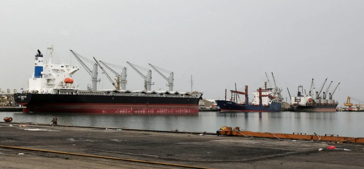 Mỹ cảnh báo con tàu bị Houthi tấn công có thể làm tràn hàng triệu thùng dầu Mỹ cảnh báo con tàu bị Houthi tấn công có thể làm tràn hàng triệu thùng dầu