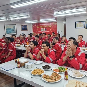 Bữa cơm Công đoàn PVEP POC - Đồng hành và gắn kết