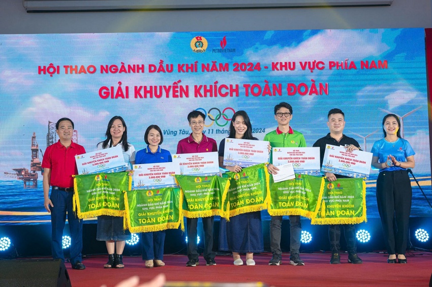 Người lao động PQPOC chào mừng các ngày lễ lớn với nhiều hoạt động ý nghĩa Người lao động PQPOC chào mừng các ngày lễ lớn với nhiều hoạt động ý nghĩa