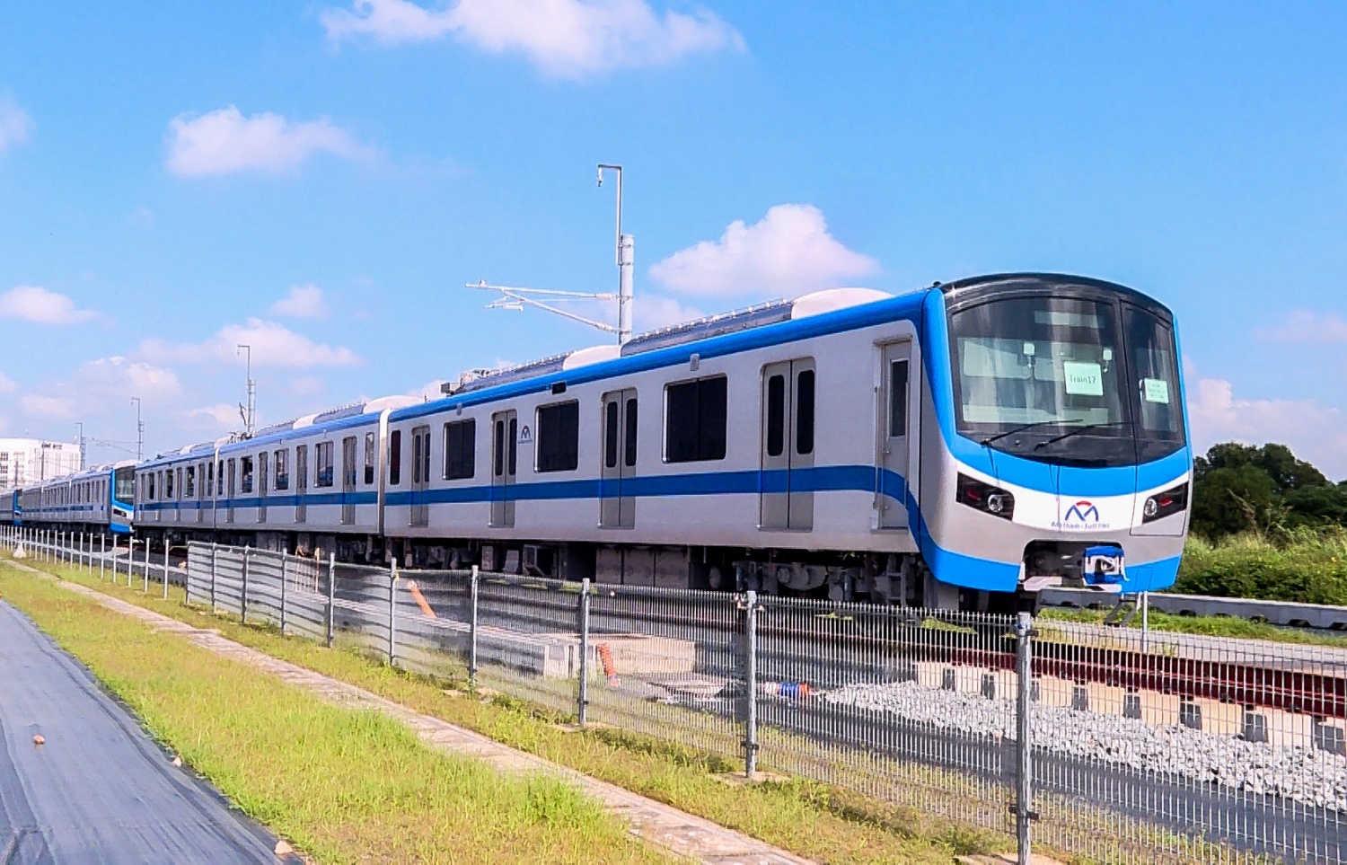 Chủ tịch UBND TP HCM phê bình 4 ban quản lý dự án vì giải ngân đầu tư công chỉ đạt 18,1%