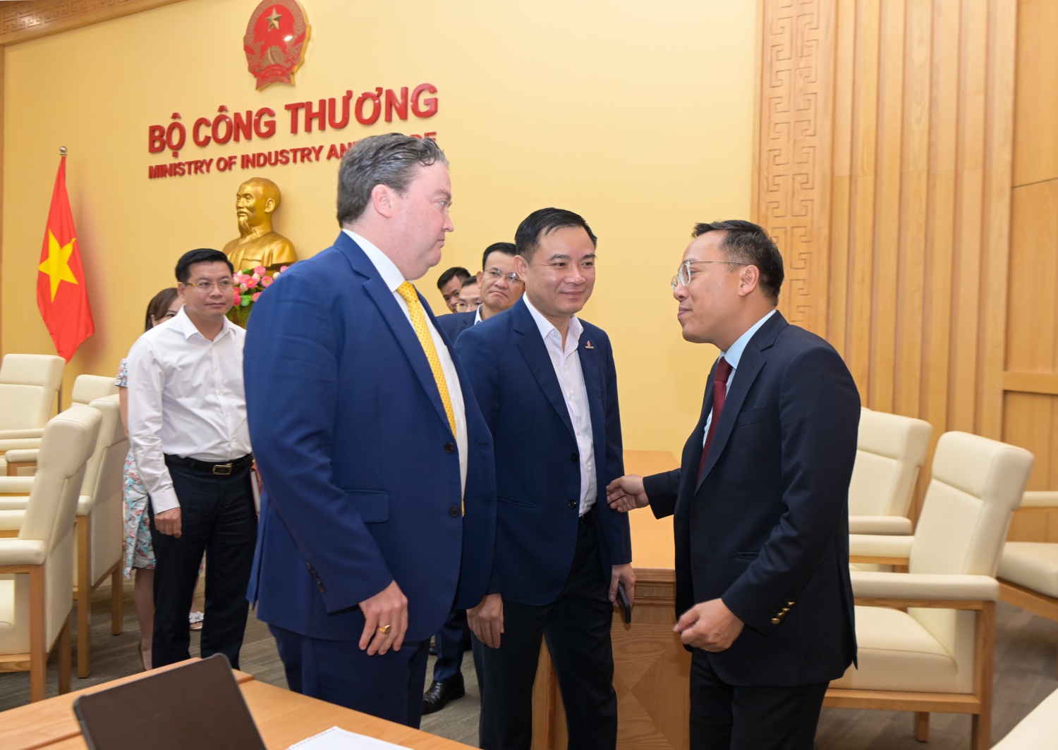 Thúc đẩy hợp tác đầu tư các dự án năng lượng tái tạo giữa Việt Nam - Mỹ Thúc đẩy hợp tác đầu tư các dự án năng lượng tái tạo giữa Việt Nam - Mỹ