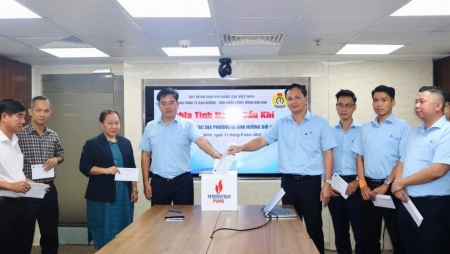 Người lao động PVMR chung tay quyên góp ủng hộ đồng bào bị thiệt hại do cơn bão số 3
