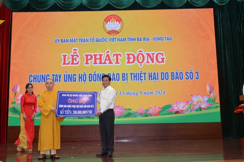 Bà Rịa – Vũng Tàu: Chung tay ủng hộ đồng bào miền Bắc bị thiệt hại do bão số 3 gây ra Bà Rịa - Vũng Tàu: Chung tay ủng hộ đồng bào miền Bắc bị thiệt hại do bão số 3