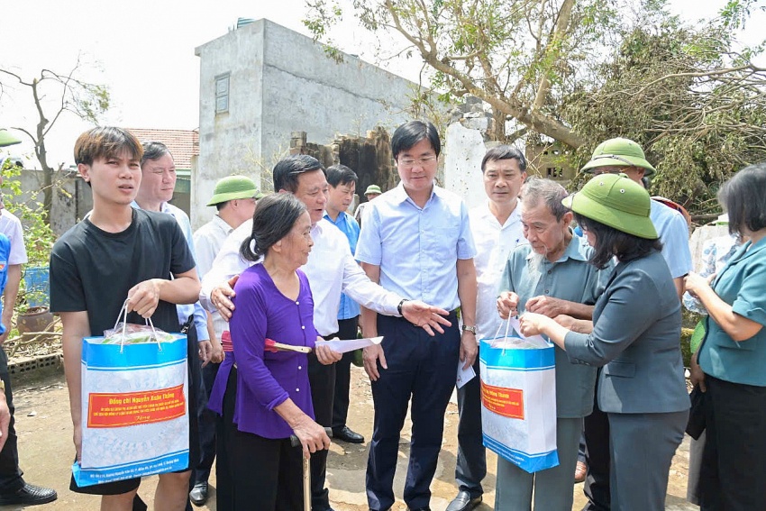 Petrovietnam triển khai trao hỗ trợ tới các địa phương chịu ảnh hưởng bởi Bão số 3