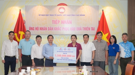 Petrovietnam trao kinh phí 1,5 tỷ đồng hỗ trợ nhân dân tỉnh Cao Bằng khắc phục thiệt hại bão lũ