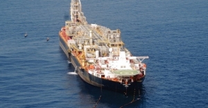 Ý ngừng cấp phép thăm dò và khai thác dầu khí