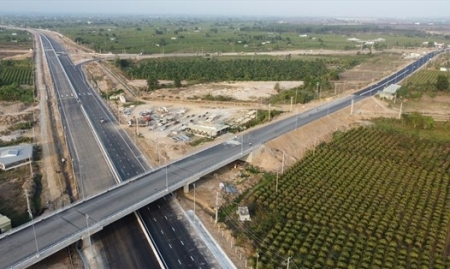 Triển khai đợt thi đua cao điểm “500 ngày đêm thi đua hoàn thành 3.000 km đường bộ cao tốc”