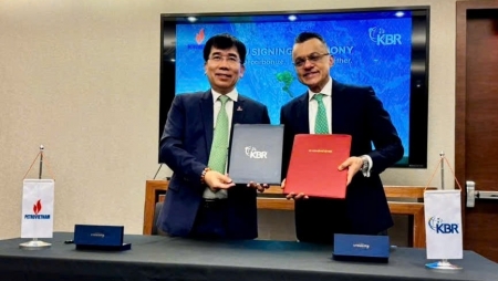 Petrovietnam và KBR ký Bản ghi nhớ hợp tác về công nghệ xanh và nhiên liệu hàng không bền vững