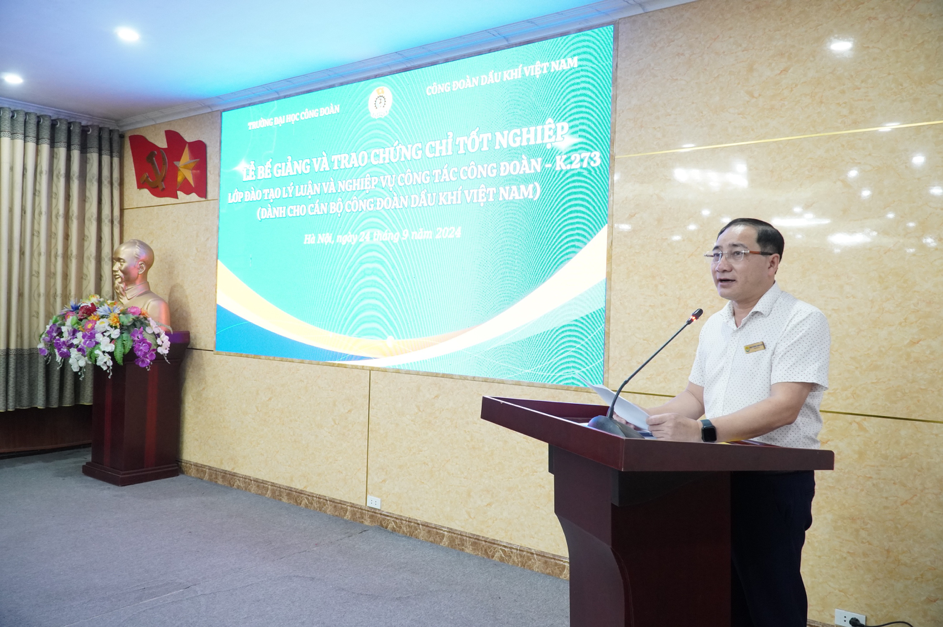 PGS, TS Hoàng Thanh Xuân phát biểu tại buổi lễ