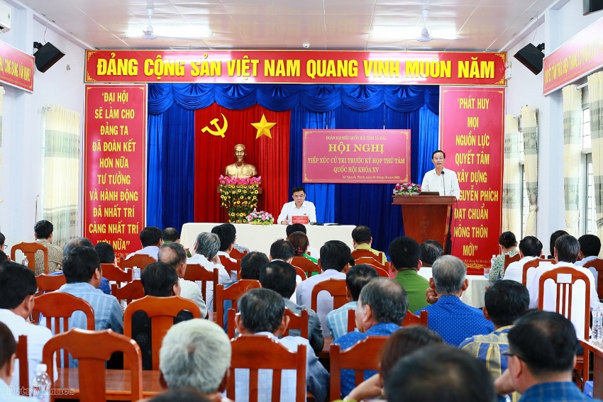 Đồng chí Lê Mạnh Hùng tiếp xúc cử tri xã Nguyễn Phích trước Kỳ họp thứ 8, Quốc hội khóa XV