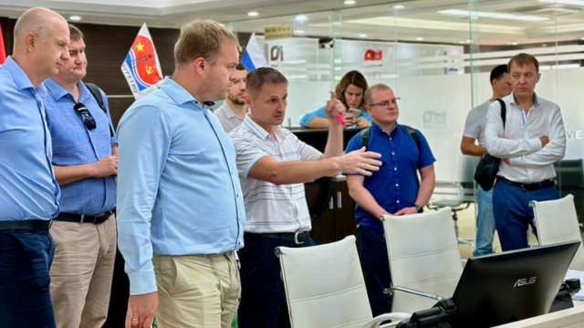 Đoàn cán bộ, chuyên gia Gazprom thăm và trao đổi kinh nghiệm tại Vietsovpetro