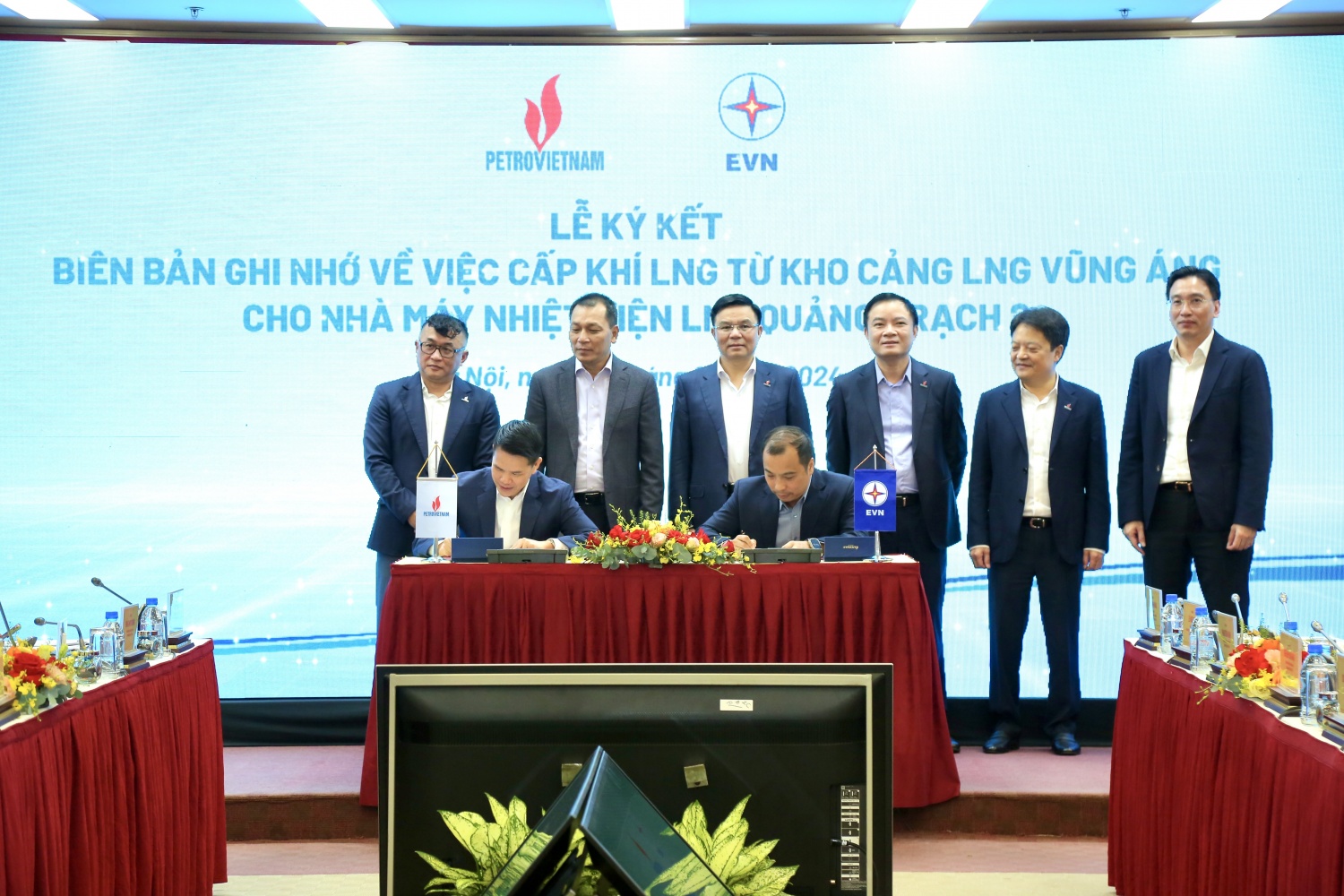 Petrovietnam và EVN ký kết biên bản ghi nhớ cung cấp LNG cho NMNĐ LNG Quảng Trạch II