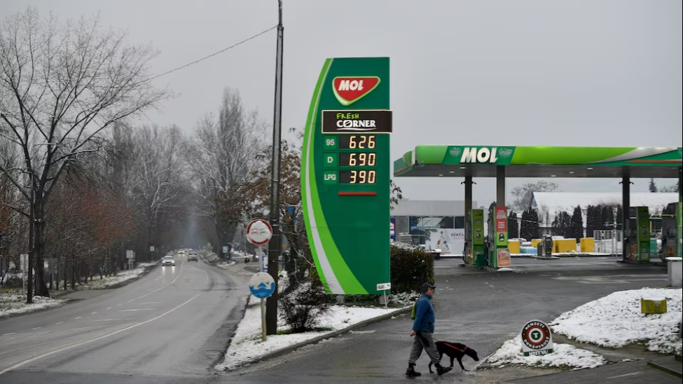 Hungary có thể chuyển sang sử dụng dầu không phải của Nga vào năm 2026