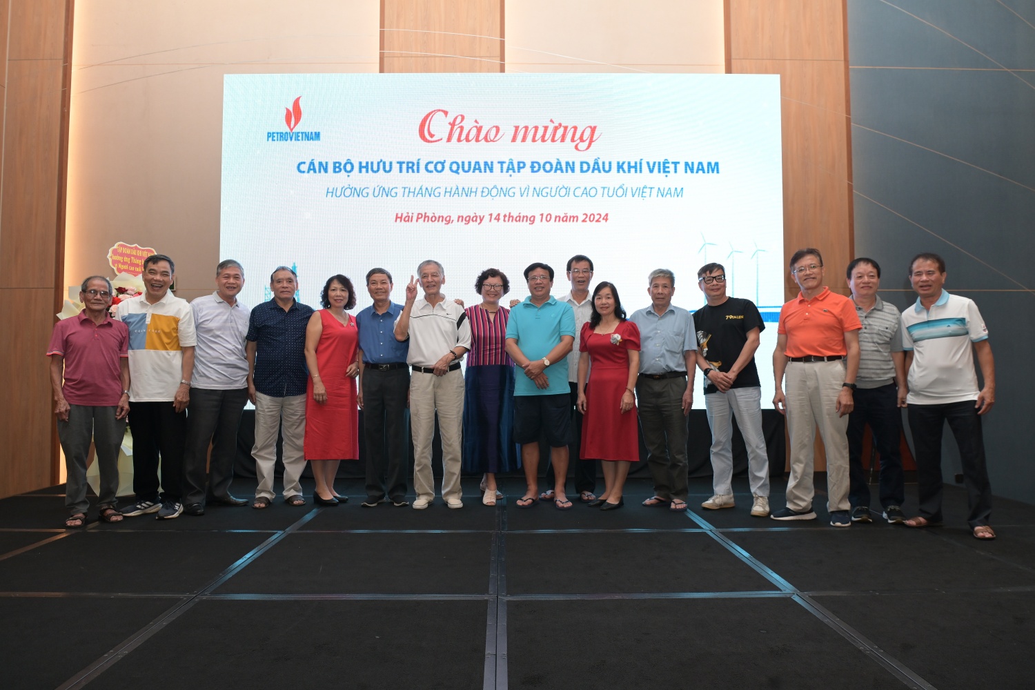 Petrovietnam gặp mặt, giao lưu cán bộ hưu trí cán bộ hưu trí qua các thời kỳ