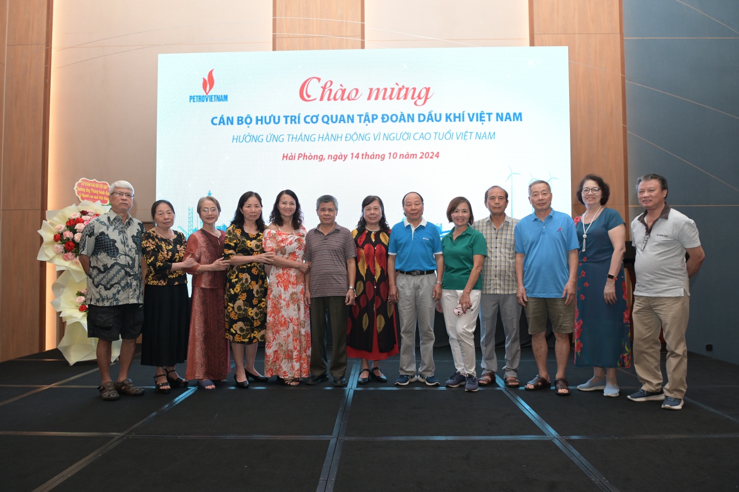 Petrovietnam gặp mặt, giao lưu cán bộ hưu trí cán bộ hưu trí qua các thời kỳ