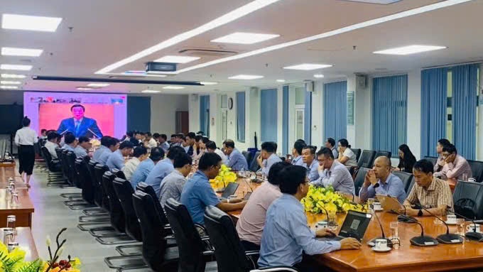 Đảng ủy Tập đoàn Dầu khí Quốc gia Việt Nam học tập, quán triệt thực hiện Nghị quyết Hội nghị Trung ương 10 Khóa XIII Đảng ủy Tập đoàn Dầu khí Quốc gia Việt Nam học tập, quán triệt thực hiện Nghị quyết Hội nghị Trung ương 10 Khóa XIII