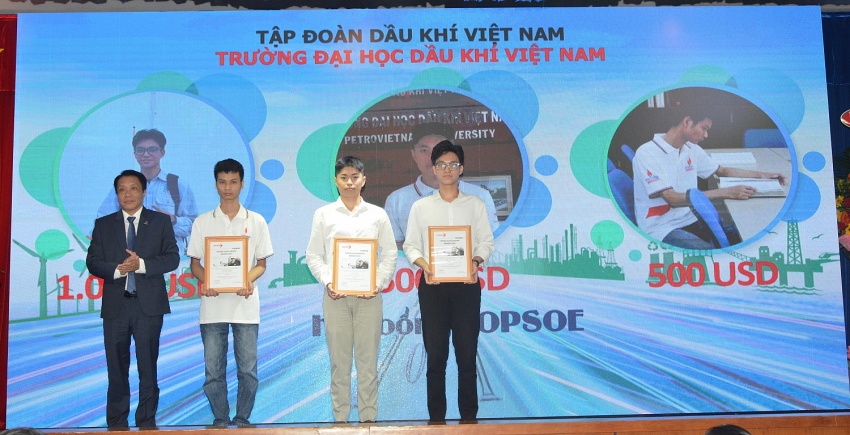 PVU tưng bừng khai giảng năm học mới 2024-2025