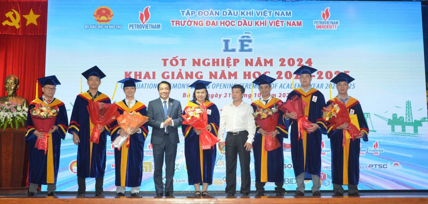 PVU tưng bừng khai giảng năm học mới 2024-2025