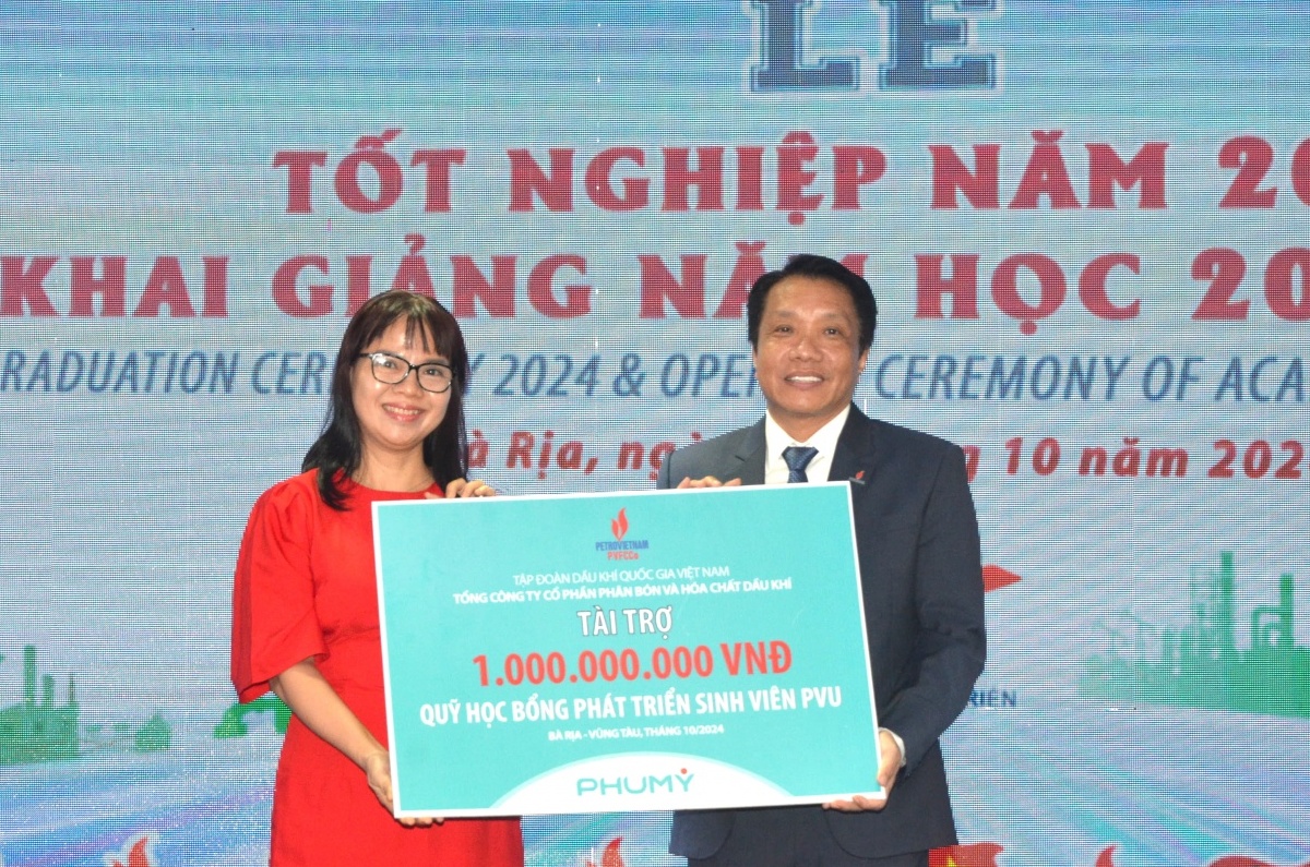 Doanh nghiệp đồng hành cùng sinh viên PVU