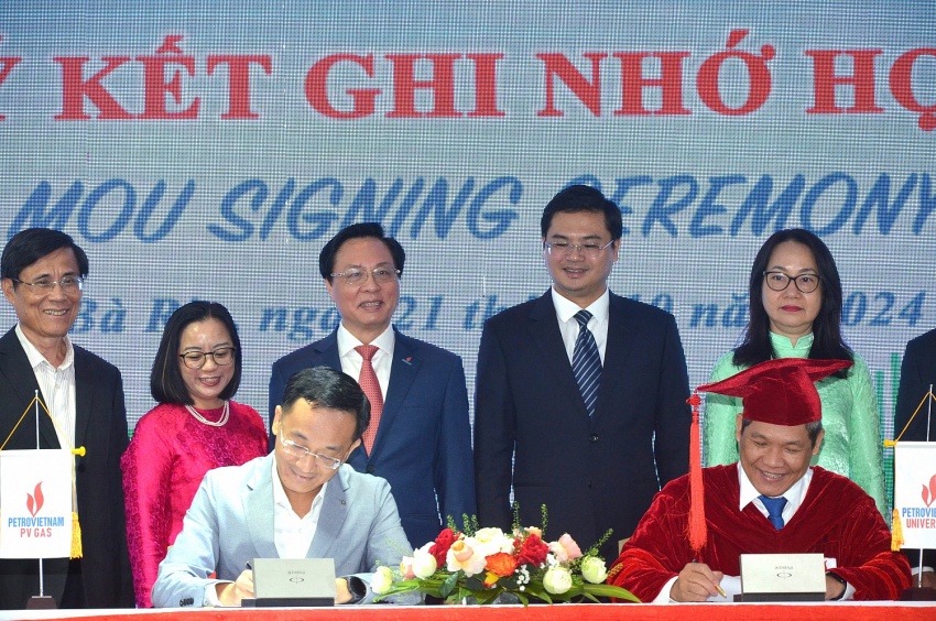 PVU và các doanh nghiệp Dầu khí “đồng hành cùng phát triển”