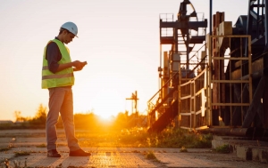 Tin Thị trường: Giá dầu thế giới hôm nay trượt nhẹ