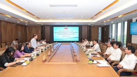 Ban Chỉ đạo Trung ương khảo sát thực hiện Nghị quyết 09-NQ/TW tại Đảng ủy Tập đoàn Dầu khí Quốc gia Việt Nam