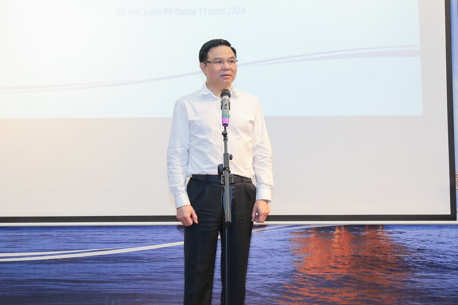 Petrovietnam ủng hộ đồng bào Quảng Bình và Thừa Thiên Huế khắc phục hậu quả bão số 6