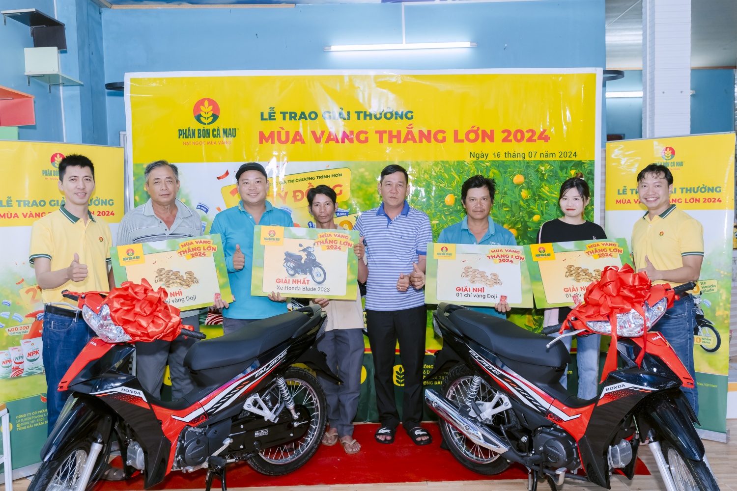Mùa vàng thắng lớn chờ nông dân trúng giải xe máy, nhẫn vàng 1
