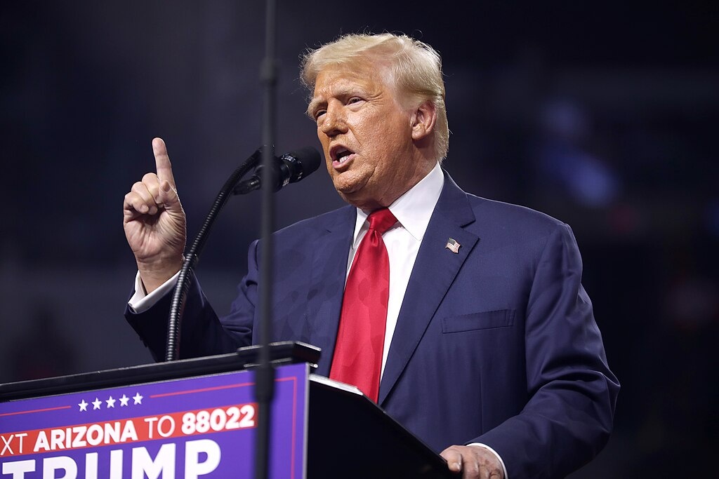 Giới đầu tư dầu khí háo hức chờ đợi điều gì sau chiến thắng của ông Trump?