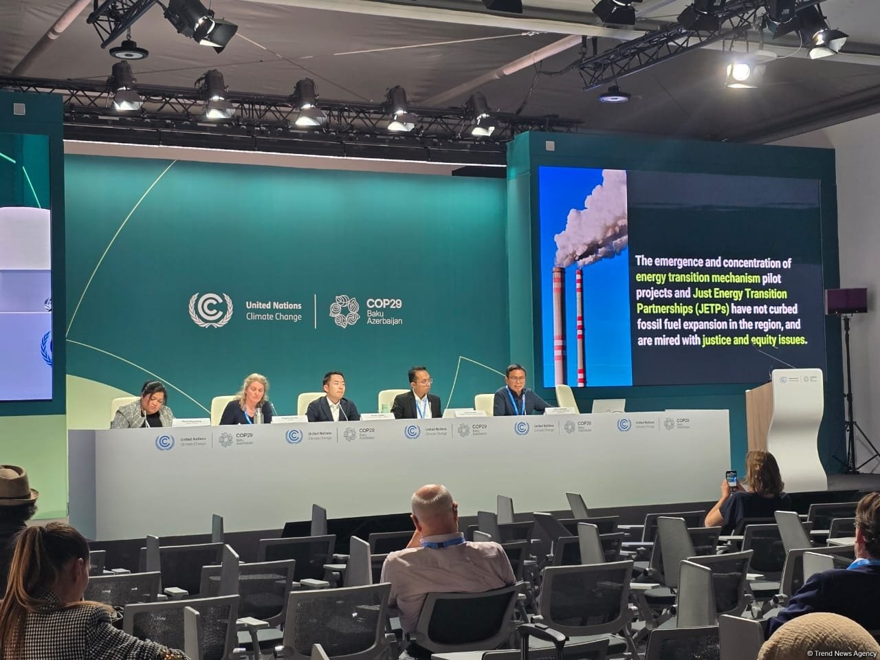 Chuyển đổi năng lượng ở Đông Nam Á đứng trước thử thách khi ông Trump quay lại Nhà Trắng Chuyển đổi năng lượng ở Đông Nam Á đứng trước thử thách khi ông Trump quay lại Nhà Trắng