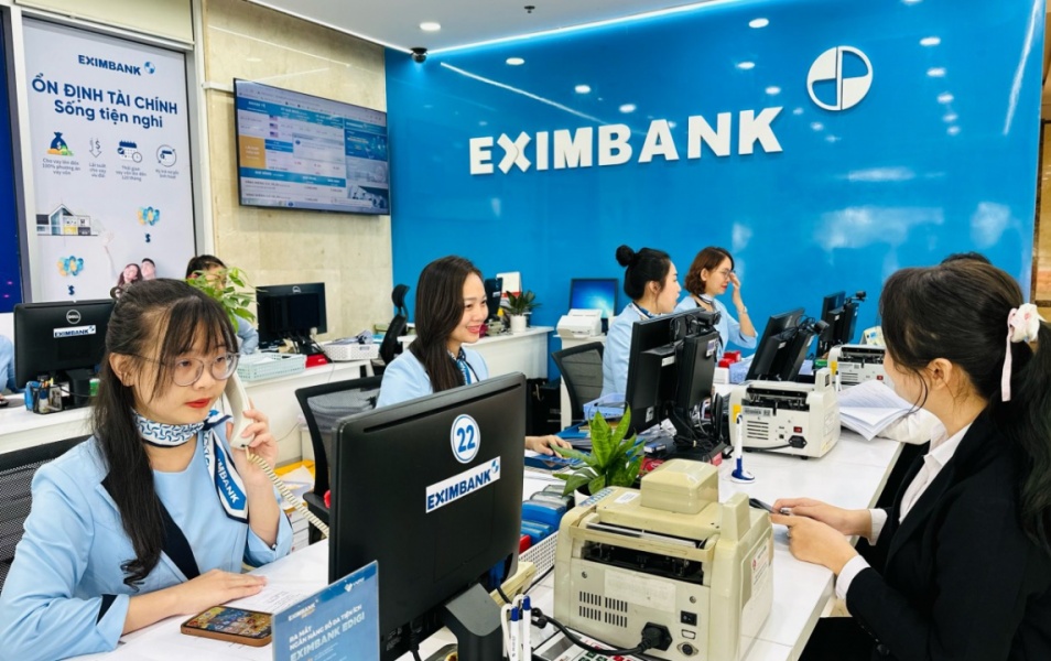 Điểm tin ngân hàng ngày 16/11: Thanh tra NHNN yêu cầu giám sát chặt chẽ hoạt động của Eximbank