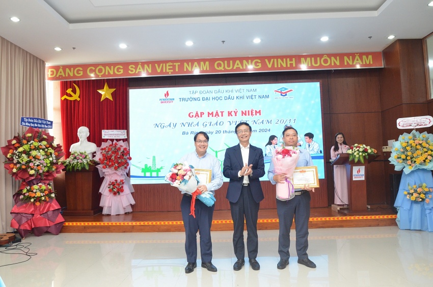 Trường Đại học Dầu khí Việt Nam tổ chức gặp mặt kỷ niệm Ngày Nhà giáo Việt Nam