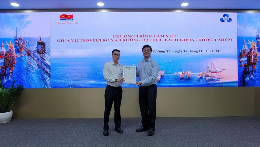 Đẩy mạnh chiến lược thu hút nhân tài qua chương trình “VIETSOVPETRO FIELD TRIP” Thu hút nhân tài qua chương trình “Vietsovpetro Field Trip”