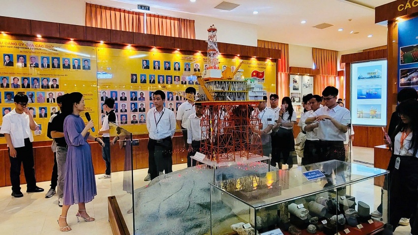 Thu hút nhân tài qua chương trình “Vietsovpetro Field Trip”