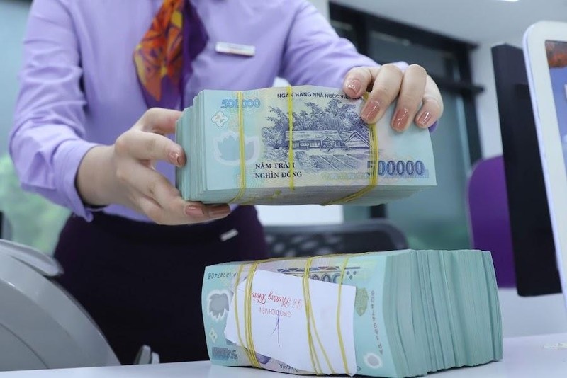 Tin tức kinh tế ngày 21/11: Ngân hàng dồn dập tăng lãi suất