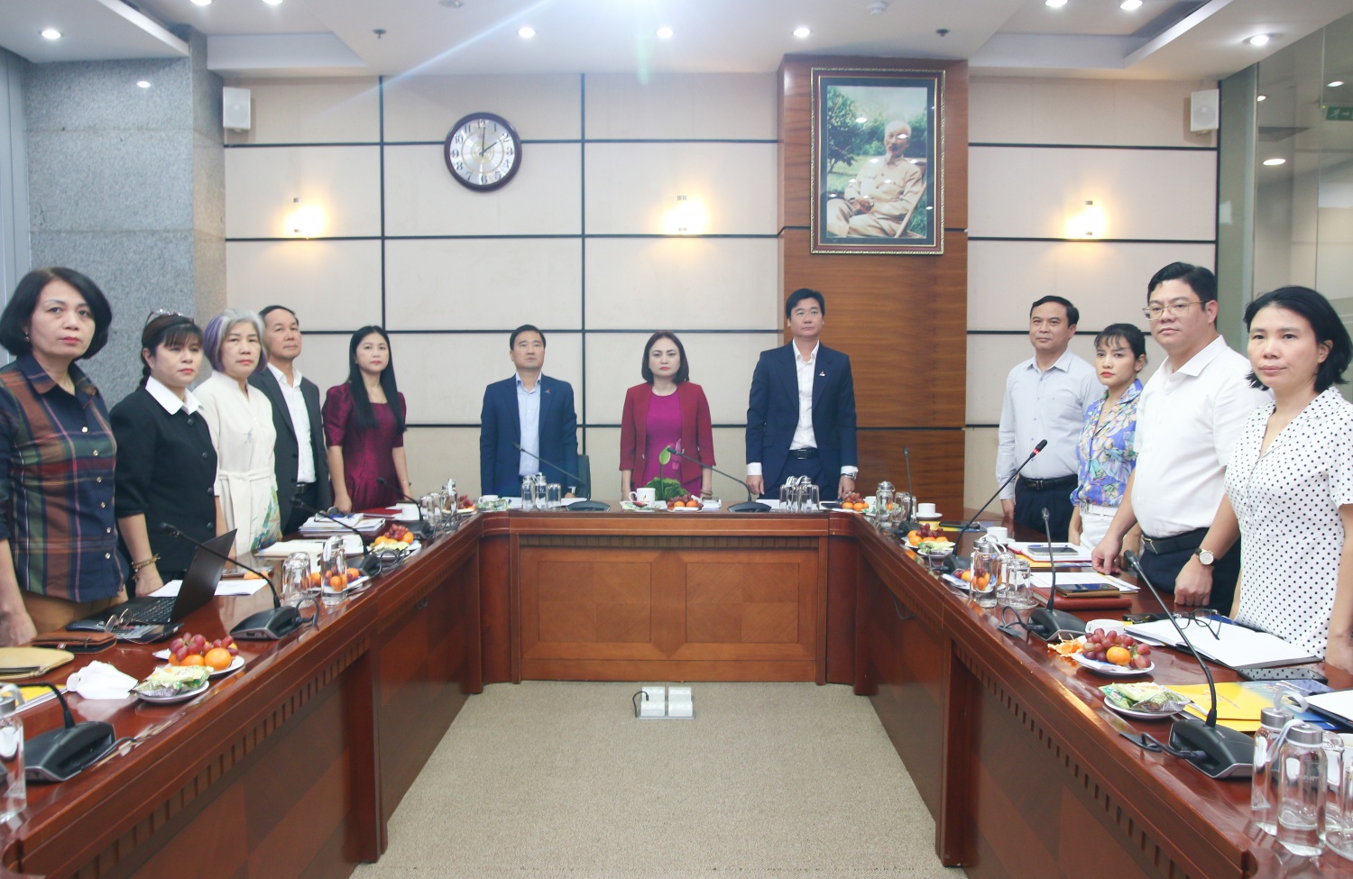 Chi bộ Cơ quan Công đoàn DKVN tổ chức Lễ kết nạp Đảng viên mới Chi bộ Cơ quan Công đoàn DKVN tổ chức Lễ kết nạp Đảng viên mới