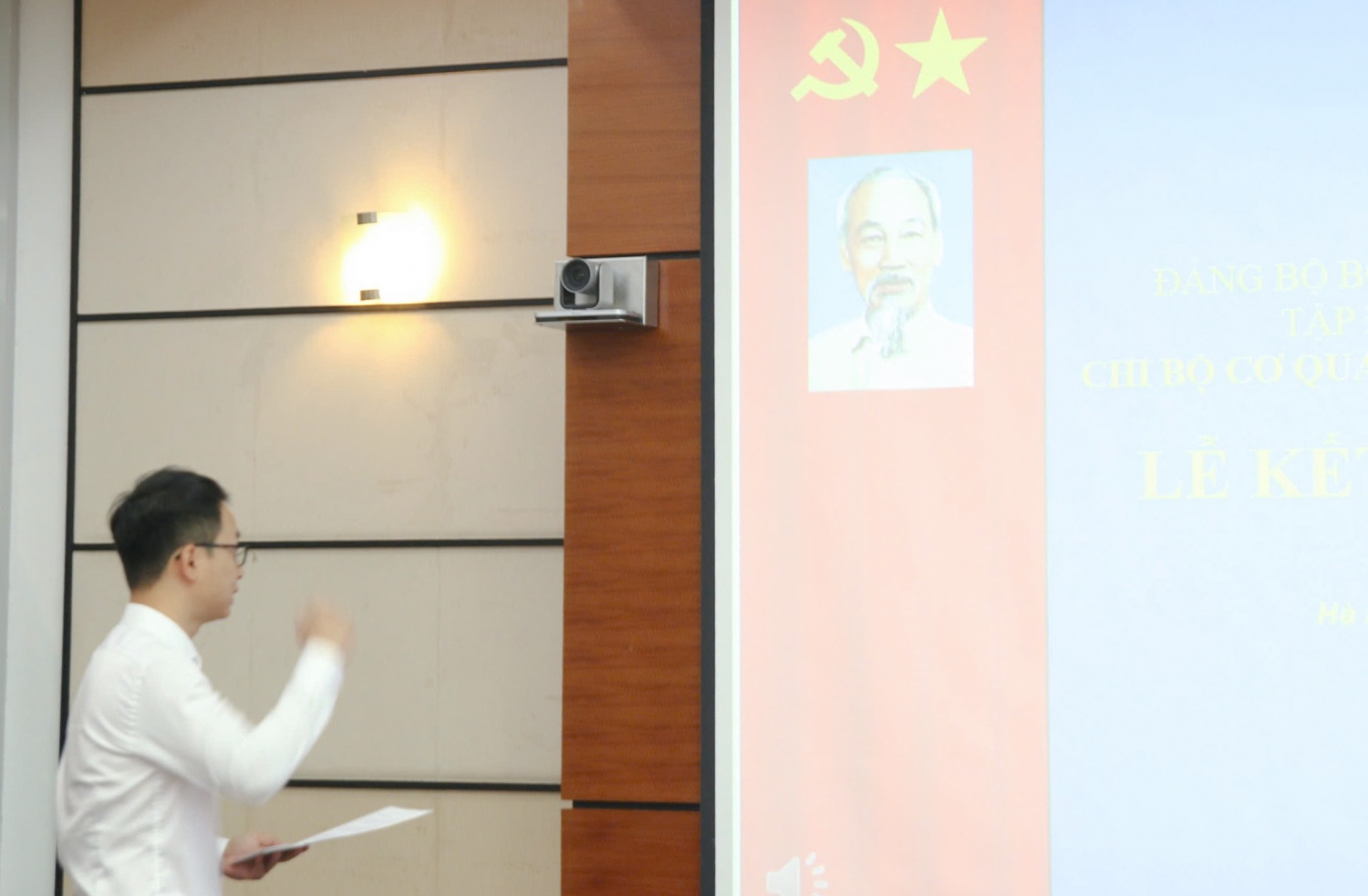 Chi bộ Cơ quan Công đoàn DKVN tổ chức Lễ kết nạp Đảng viên mới
