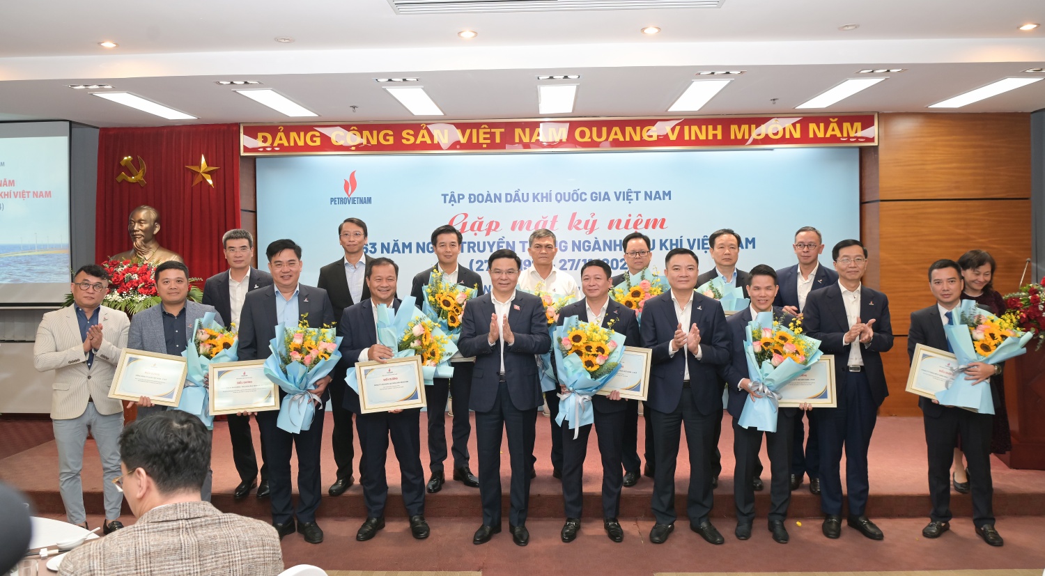 Petrovietnam vinh danh các đơn vị đạt thành tích tiêu biểu trong thực hiện Văn hóa doanh nghiệp