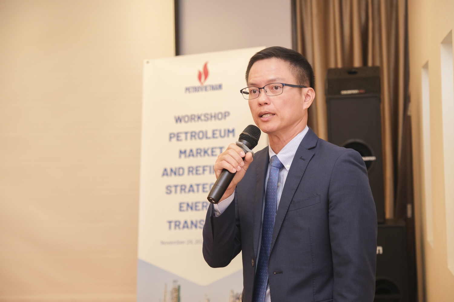 Ông Darryl Xu - Chuyên gia phân tích, Hóa chất APAC phân tích và dự báo ngắn hạn thị trường dầu khí trong tương lai.