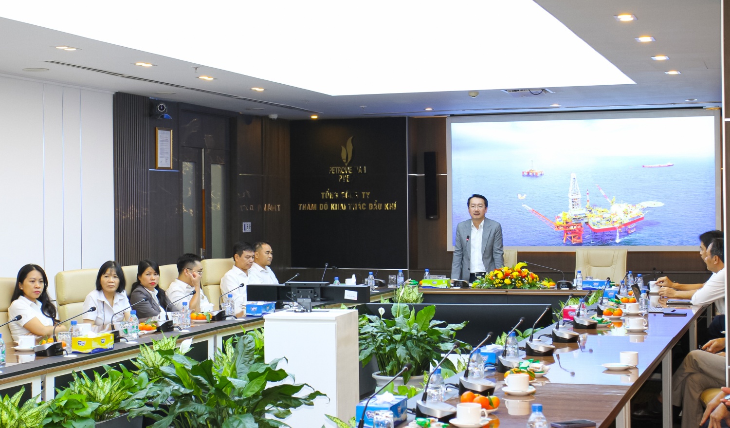 PVEP phát động thi đua “30 ngày tăng tốc - Vượt mốc thành công”
