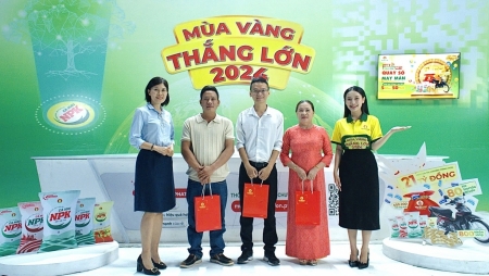 Phân bón Cà Mau cùng bà con nông dân một năm thắng lớn