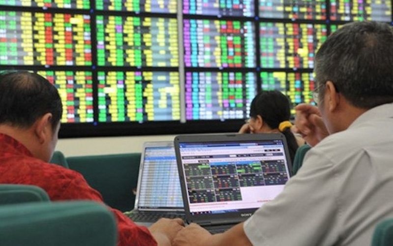 Tin tức kinh tế ngày 8/12: Tài khoản chứng khoán mở mới thấp nhất trong 5 tháng
