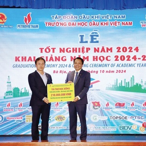 Phân bón Cà Mau tiếp nối giấc mơ con chữ