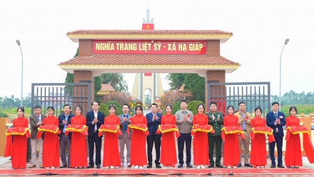 Petrovietnam/PVEP tôn tạo Nghĩa trang liệt sĩ và tài trợ kinh phí tu sửa trường học xã Hạ Giáp, Phú Thọ