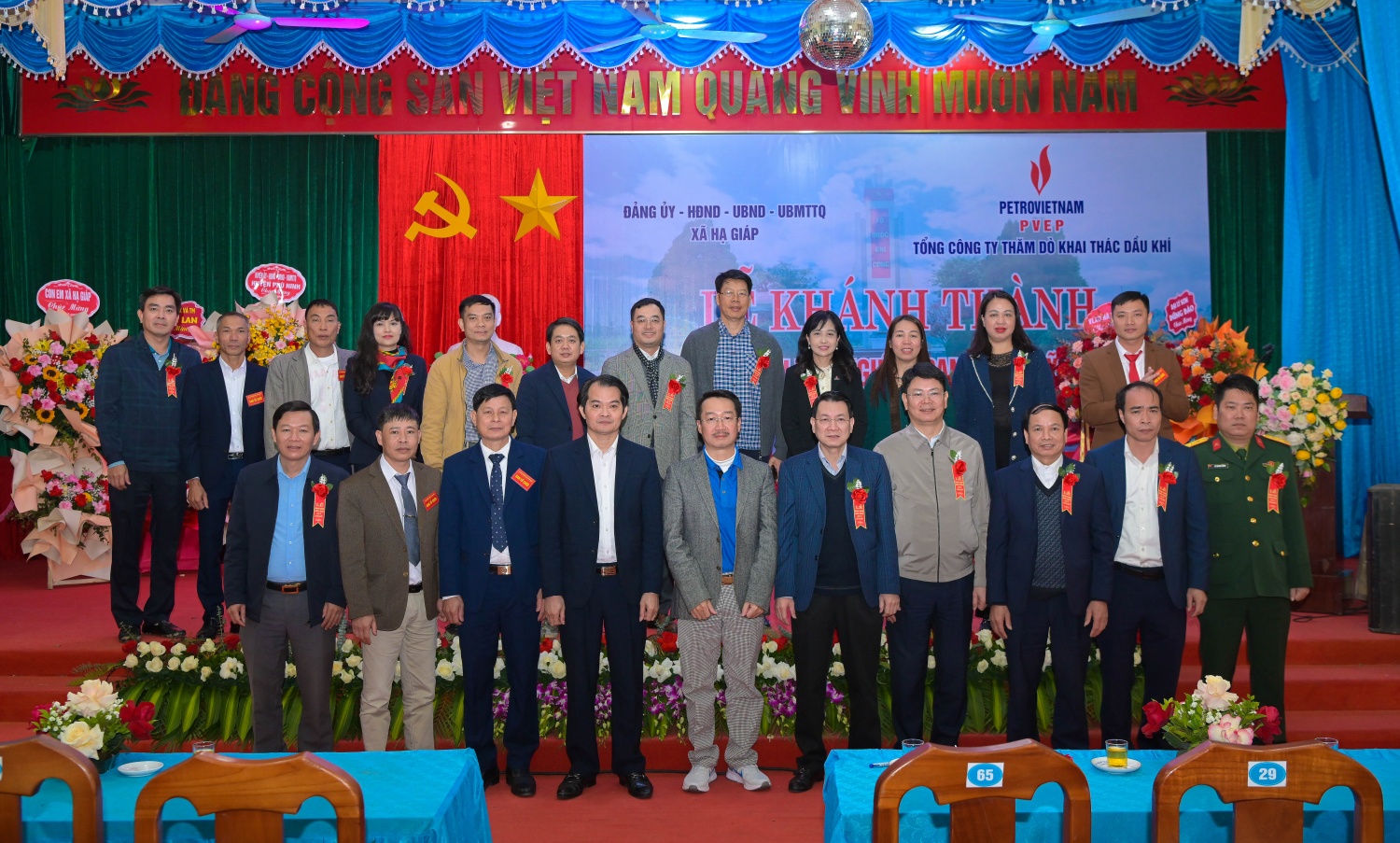 Petrovietnam/PVEP tôn tạo Nghĩa trang liệt sĩ và tài trợ kinh phí tu sửa trường học xã Hạ Giáp, Phú Thọ Petrovietnam/PVEP tôn tạo Nghĩa trang liệt sĩ và tài trợ kinh phí tu sửa trường học xã Hạ Giáp, Phú Thọ