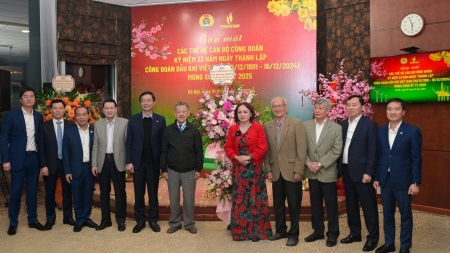 CĐ DKVN gặp mặt, tri ân các thế hệ cán bộ Công đoàn khu vực phía Bắc